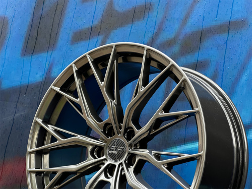 Комплект (4 шт) 305Forged Design UF165 8,5j-19 5*108 ET35 d73,1 HB