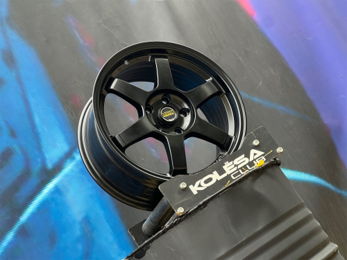 Комплект (4 шт) Rays Design TE37 7,5j-17 5*105 ET38 d56,6 MB