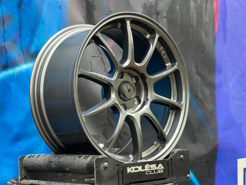 Sakura Wheels SH7082 8,5j-18 5*114,3 ET35 d73,1 DGM