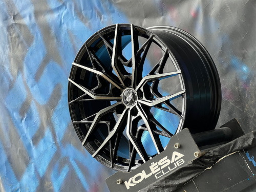 Комплект (4 шт) RGW 046FF 8j-18 5*114,3 ET35 d73,1 GBFL