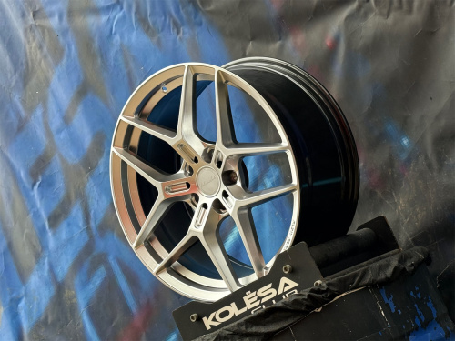 Комплект KC Wheels FA833 9,5j-19 5*112 et35 d66,6 и 8,5j-19 5*112 d66,6 HS