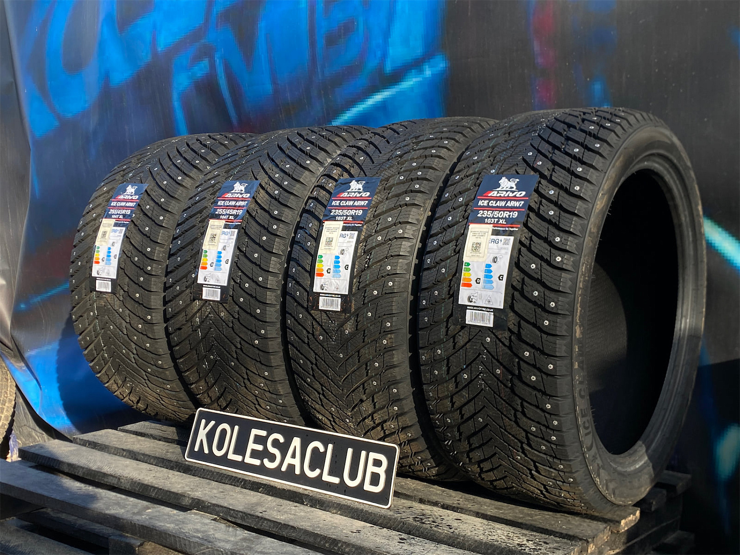 Комплект разноширокий Arivo Ice Claw ARW7 235/50 R19 и 255/45 R19