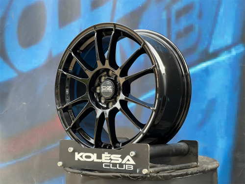 Комплект (4 шт) OZ Racing Design Ultraleggera 7,5j-17 4*114,3 ET40 d73,1 GB