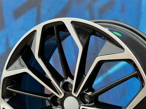 BW Wheels 5608 8,5j-19 5*108 ET45 d63,4 GBF
