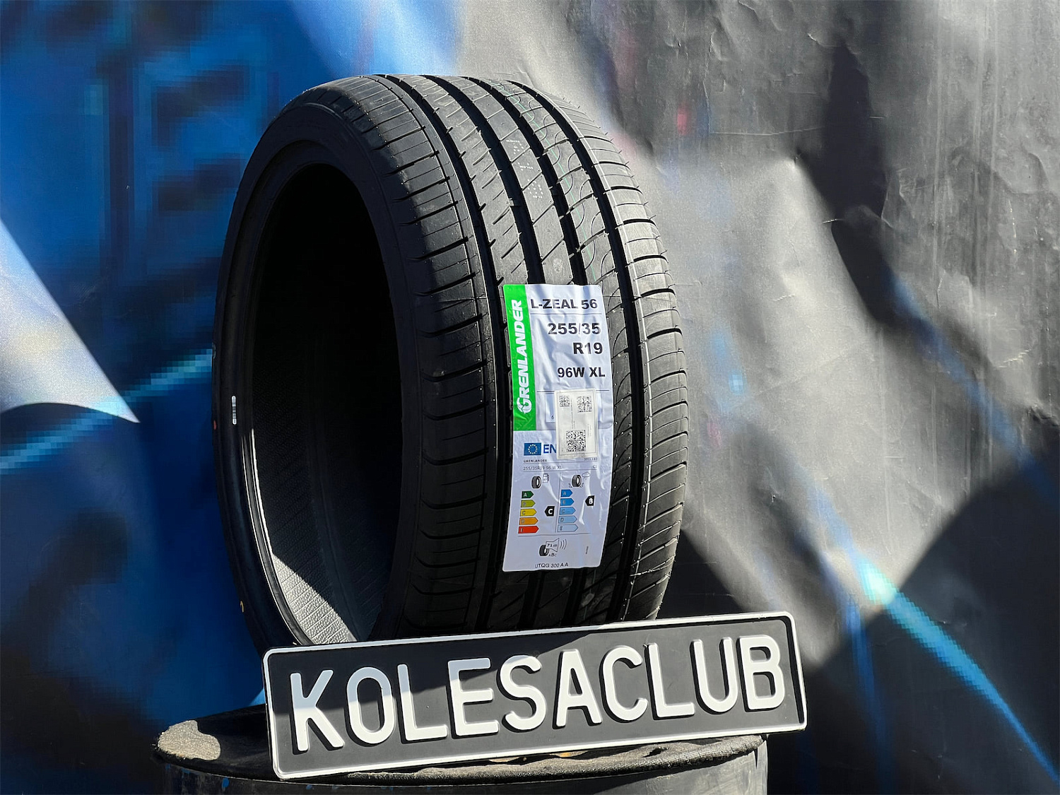 Grenlander L-Zeal56 255/35 R19 96W