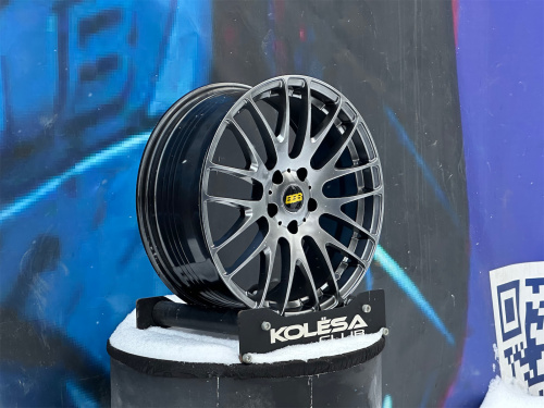 BBS Design RN 7,5j-18 5*100 ET42 d73,1 HB