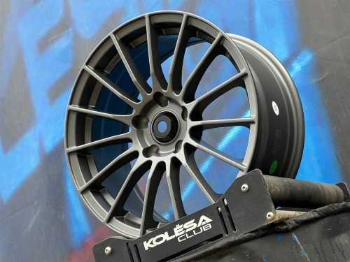 Enkei Design RS05RR 7,5j-17 5*114,3 ET35 d73,1 MG