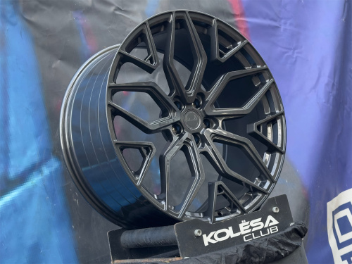 Комплект KC Wheels ART701 10,5j-22 5*112 et35 d66,6 и 9,5j-22 5*112 d66,6 GM