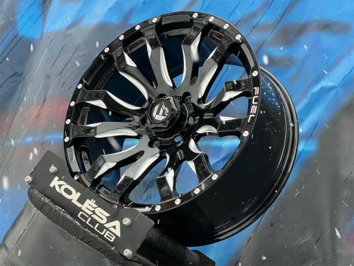 Комплект (4 шт) Fuel Design Blitz 9j-20 6*139,7 ET20 d110,1 B+M