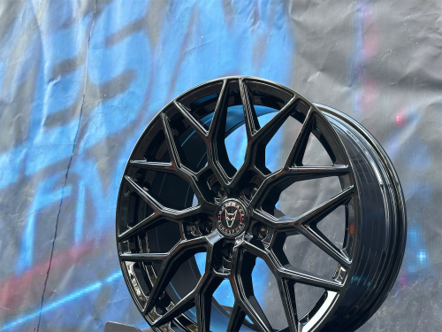 Комплект (4 шт) KC Wheels ART7058 8j-18 5*120 ET40 d72,6 GB
