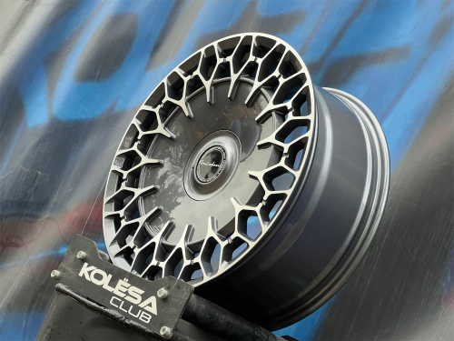 Комплект (4 шт) KC Wheels LX08 8,5j-20 5*139,7 ET35 d110,1 GMF