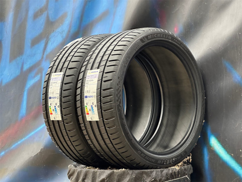Комплект разноширокий Michelin Pilot Sport 5 255/35 R19 и 225/40 R19