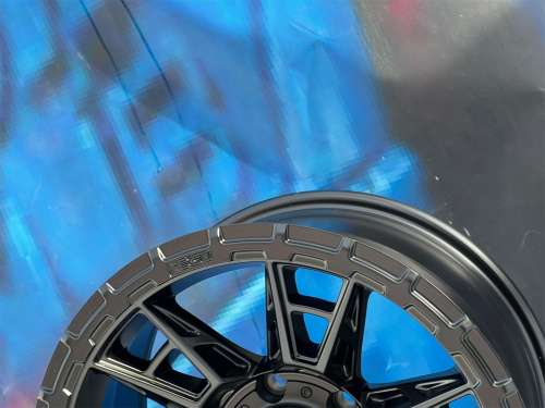 Negu N10 8,5j-17 6*139,7 ET0 d100,1 MB