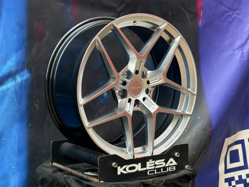Комплект KC Wheels FA833 9,5j-19 5*112 et35 d66,6 и 8,5j-19 5*112 d66,6 HS
