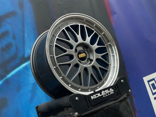 BBS Design LM 7,5j-17 4*100 ET38 d73,1 HB+PL
