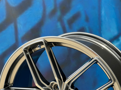 HRE Design FF21 7,5j-17 5*114,3 ET38 d73,1 HB