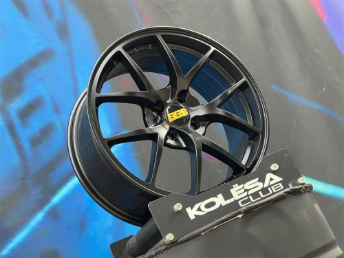 BBS Design RI-D 7,5j-17 4*100 ET40 d73,1 MB