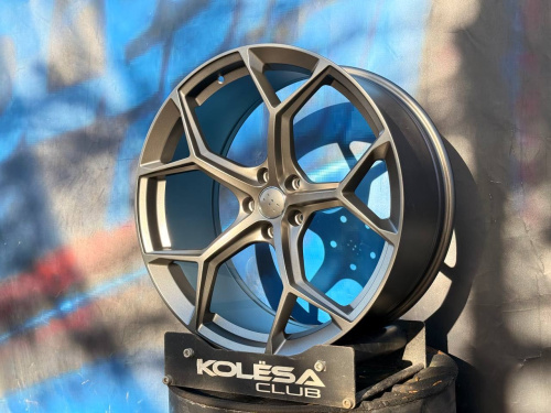 Комплект (4 шт) MS Wheels 1090 9,5j-21 5*112 ET30 d66,6 MG