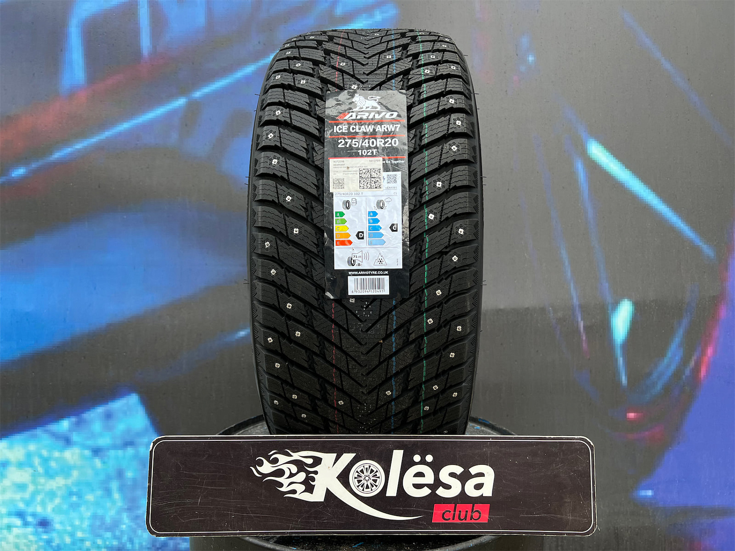 Arivo Ice Claw ARW7 275/40 R20 102T
