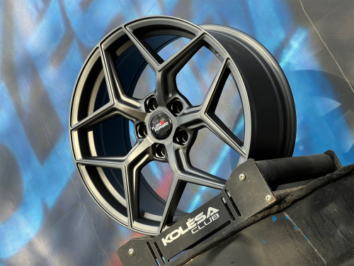 HRE Design FF11 8,5j-20 5*108 ET40 d65,1 MG