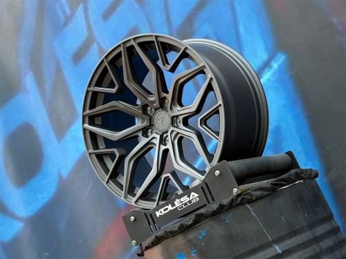 Комплект Titan Forged FA753 9,5j-19 5*112 et35 d66,6 и 8,5j-19 5*112 d66,6 MG