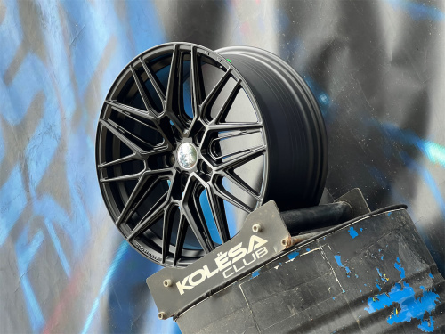 Комплект (4 шт) KoKo Wheels FF581 8j-18 5*112 ET38 d66,45 MB