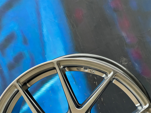 HRE Design P101 7,5j-17 5*114,3 ET35 d73,1 HB