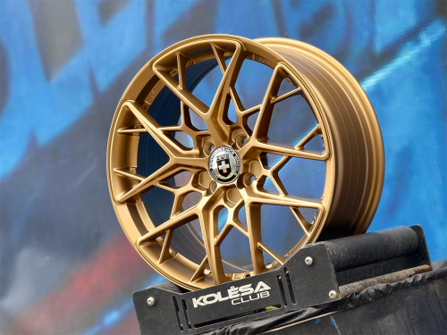 HRE Design FF10 7,5j-17 4*100 ET38 d73,1 Mbr