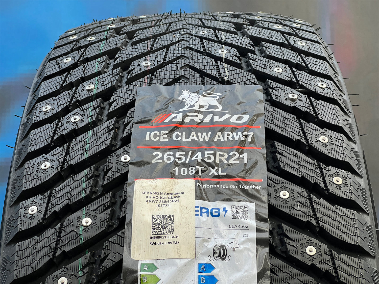 Arivo Ice Claw ARW7 265/45 R21 108T