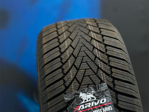 Комплект (4 шт) Arivo Winmaster ProX ARW3 215/45 R17 91V