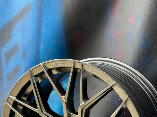 Koko Wheels FF211 8j-18 5*114,3 ET35 d73,1 TS