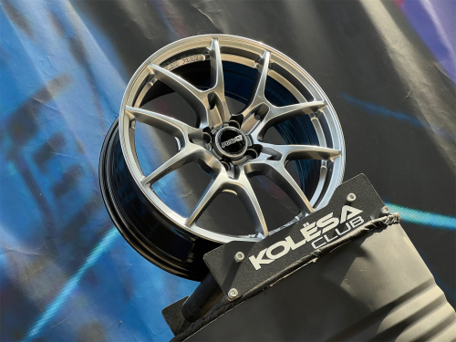 Rays Design G025 7,5j-17 4*100 ET38 d73,1 HB