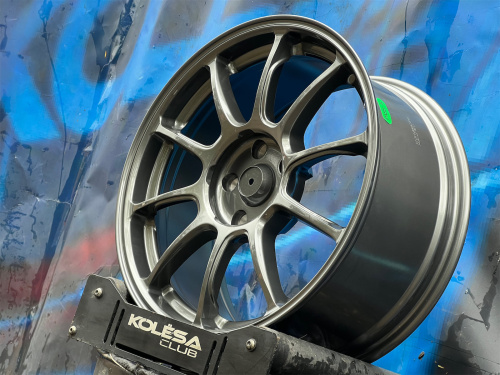 Sakura Wheels SH7082 8,5j-18 5*114,3 ET35 d73,1 DGM