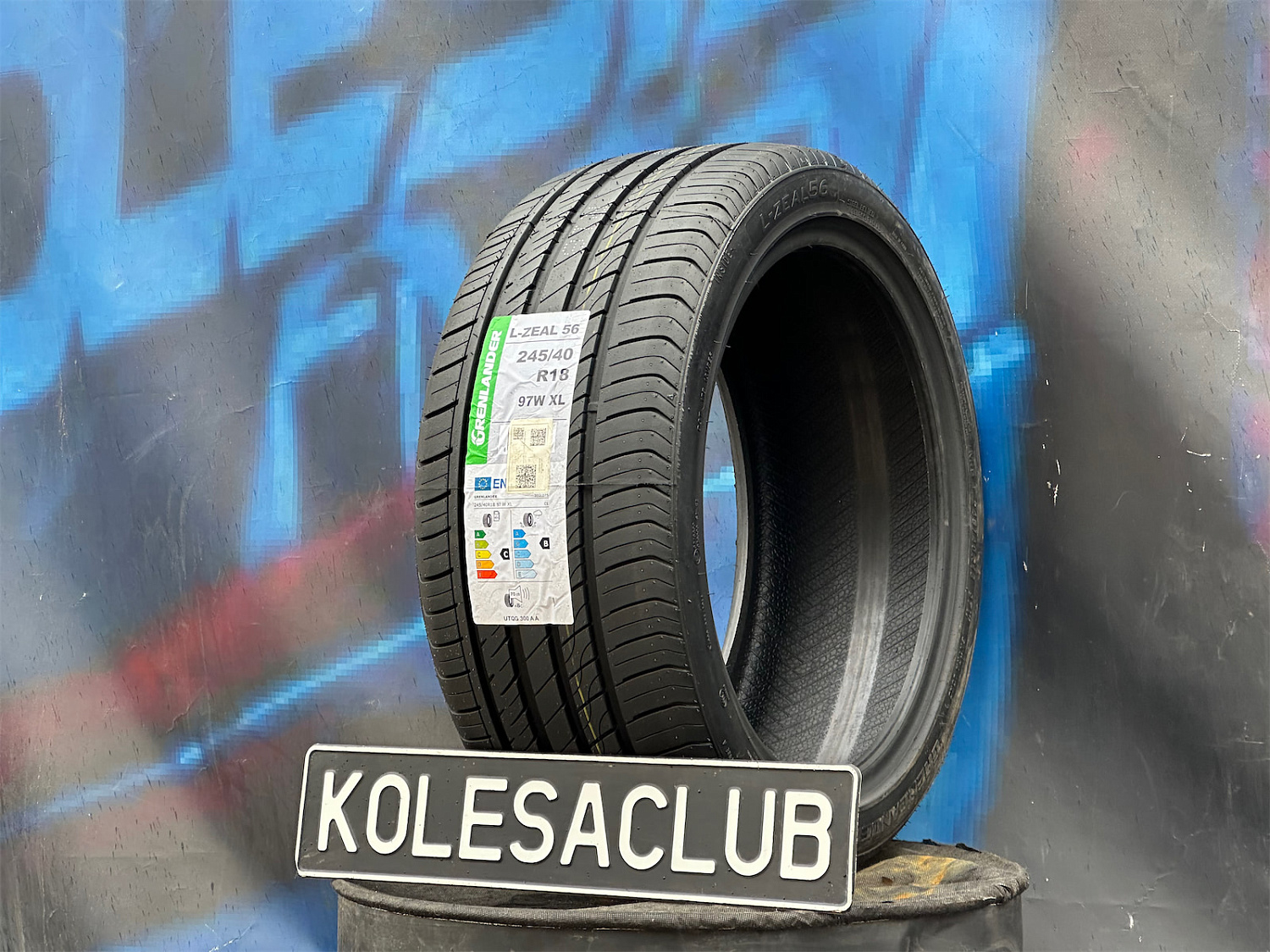 Комплект (4 шт) Grenlander L-Zeal56 245/40 R18 97W