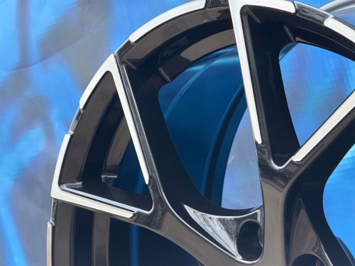 Комплект (4 шт) WH Wheels 6131 8j-19 5*112 ET45 d66,6 GBF