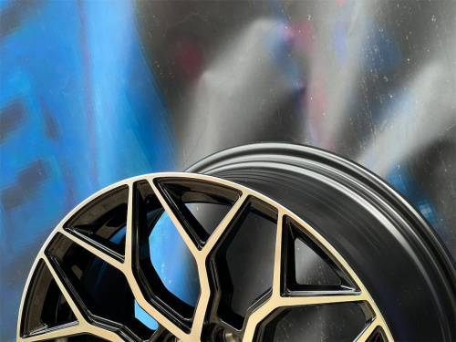 Комплект (4 шт) KoKo Wheels FF507 7,5j-17 5*108 ET38 d73,1 GBF