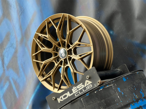 KoKo Wheels FF594 8,5j-19 5*114,3 ET35 d73,1 MBr