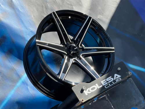 Комплект (4 шт) Shogun Design S6 8,5j-18 5*114,3 ET33 d73,1 GBF