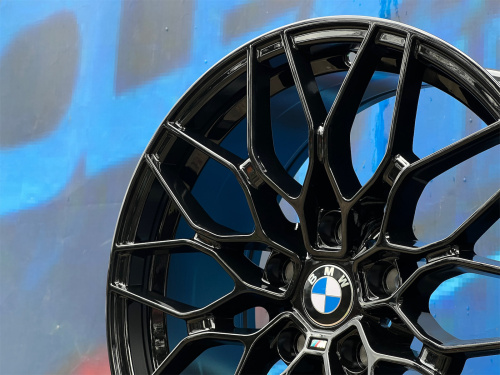 Комплект BW Wheels 1000M 8j-18 5*120 et34 d72,6 и 8,5j-18 5*120 d72,6 GB