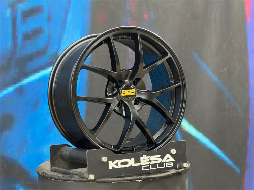 BBS Design RI-D 7,5j-17 4*100 ET40 d73,1 MB