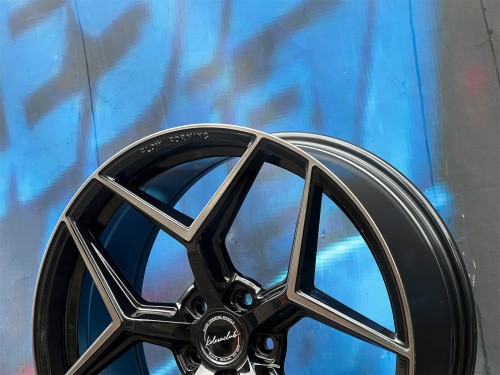 KC Wheels 269 8,5j-20 5*108 ET40 d63,3 GBFL