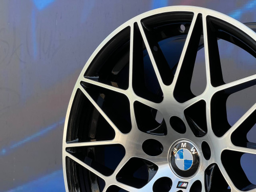 Комплект 2W Wheels 666M 8,5j-19 5*120 et30 d72,6 и 9,5j-19 5*120 d72,6 GBF