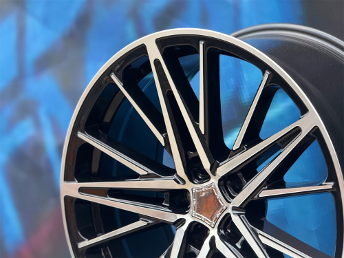 Комплект (4 шт) Vossen Design M-X6 9j-20 5*120 ET30 d72,6 GBF