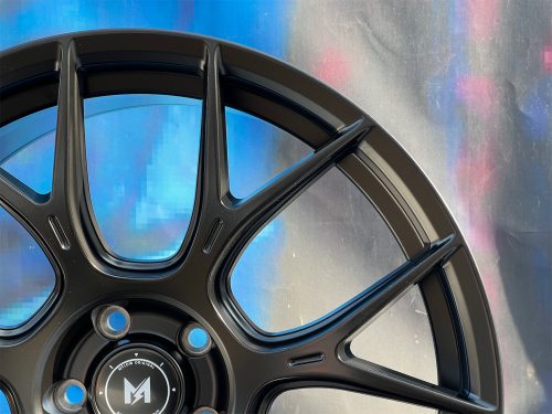 KC Wheels FA790 8,5j-20 5*114,3 ET35 d73,1 MB передние