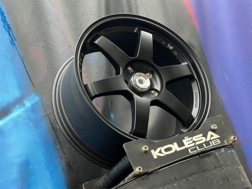 Комплект (4 шт) KoKo Wheels FF218 8j-18 5*114,3 ET38 d73,1 MB