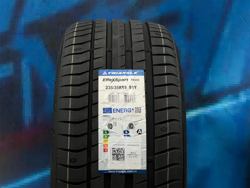 Triangle TH202 235/35 R19 91Y