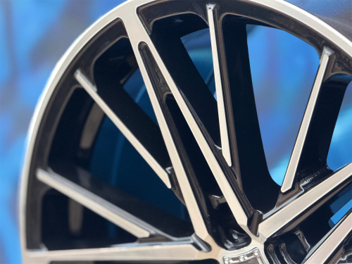 Комплект (4 шт) Vossen Design M-X6 9j-20 5*120 ET30 d72,6 GBF