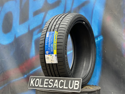 Habilead HF330 245/40 R20 99Y