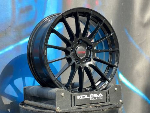 Enkei Design RS05RR 7,5j-17 5*112 ET40 d73,1 GB