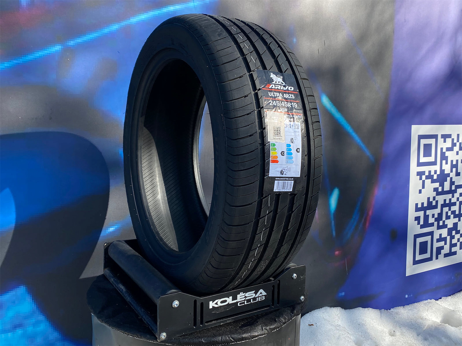 Arivo Ultra ARZ5 245/45 R19 98W